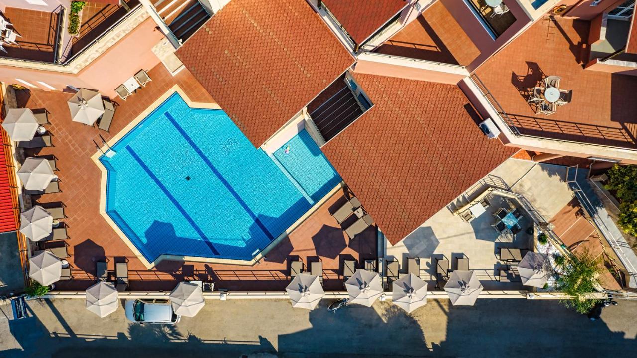 Theos Village Apartments Kato Daratso Dış mekan fotoğraf