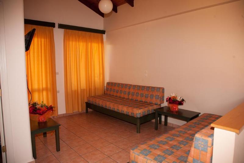 Theos Village Apartments Kato Daratso Dış mekan fotoğraf